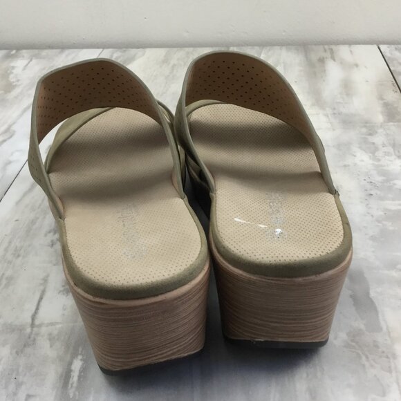 Patrizia by Spring Step Slip On Sandals 7 - Picture 6 of 10